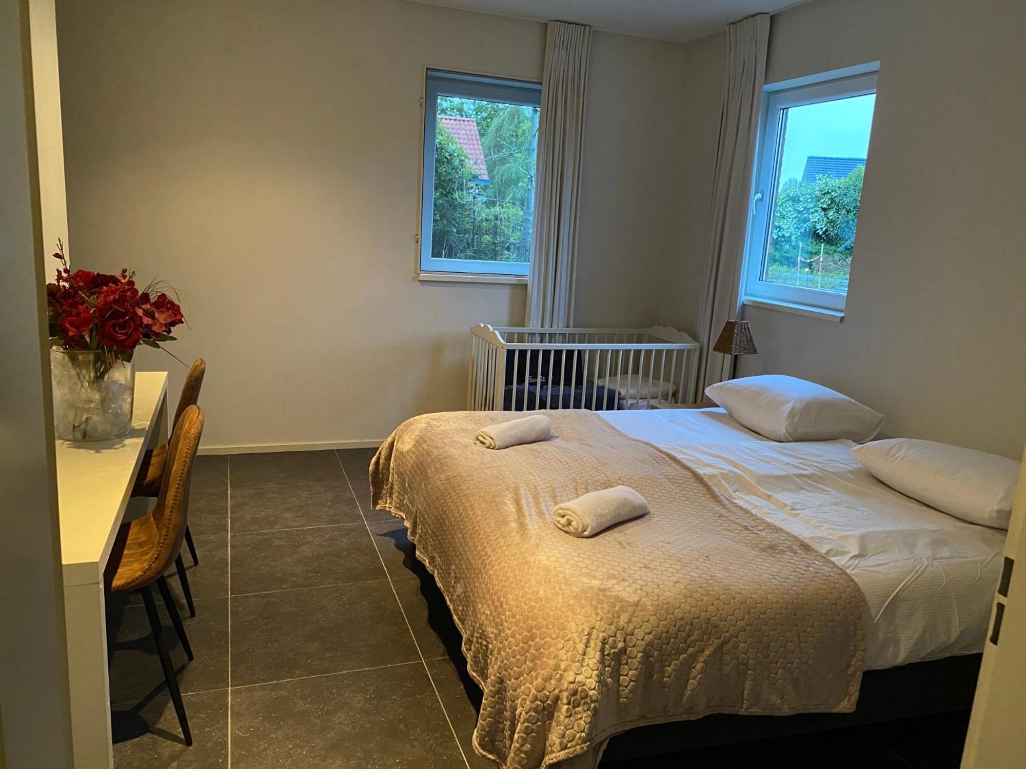 Villa Riverside Met Hottub, Eigen Aanlegsteiger, Zwemtrap, Trampoline En Kano'S Zeewolde Dış mekan fotoğraf
