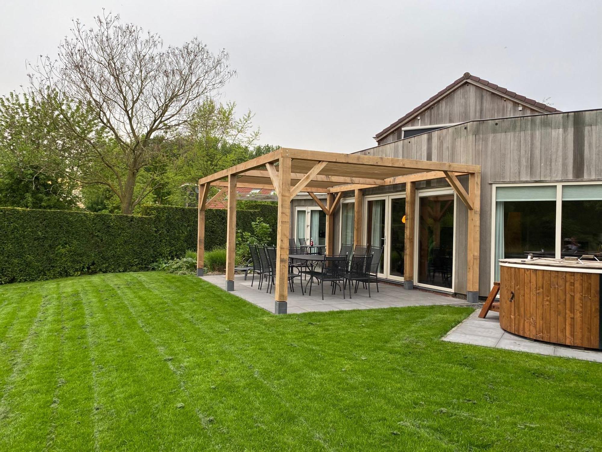 Villa Riverside Met Hottub, Eigen Aanlegsteiger, Zwemtrap, Trampoline En Kano'S Zeewolde Dış mekan fotoğraf
